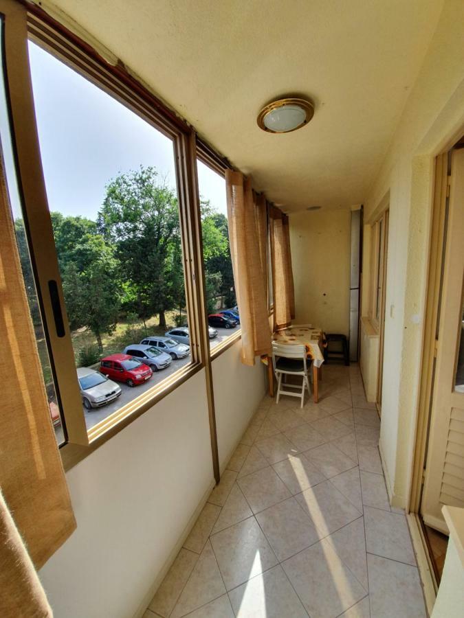 Apartman Val Pula Bagian luar foto